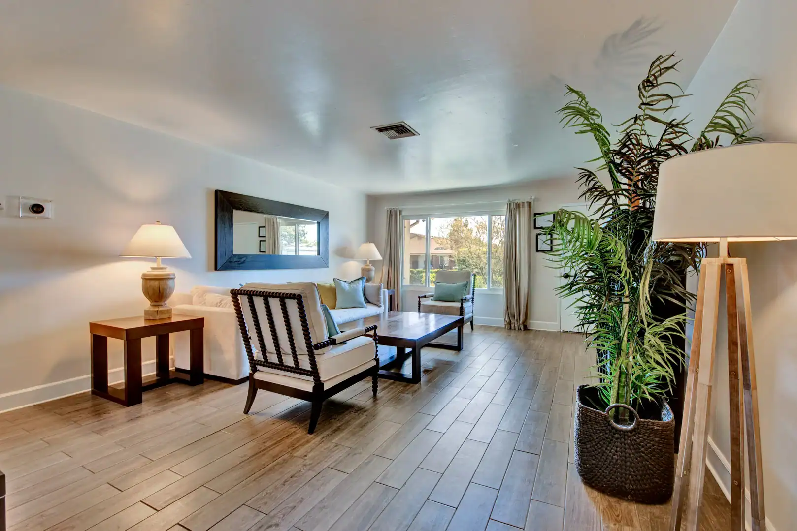 Halfway House living room at Lighthouse Treatment in Orange County, CA