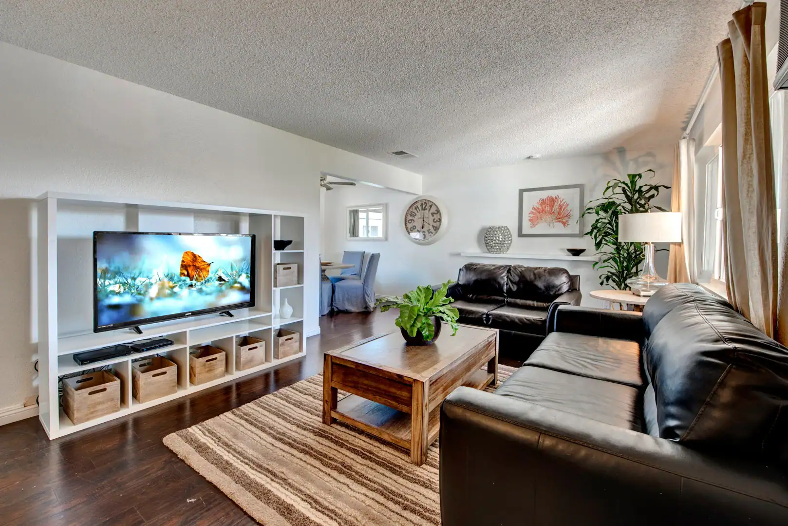 IOP Program lounge room at Lighthouse Treatment in Orange County, CA