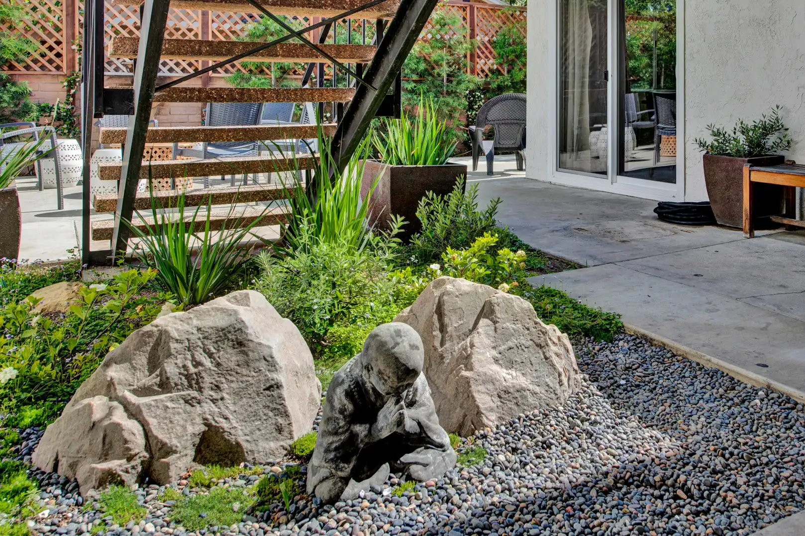 Treatment Center rock garden detail at Lighthouse Treatment in Orange County, CA